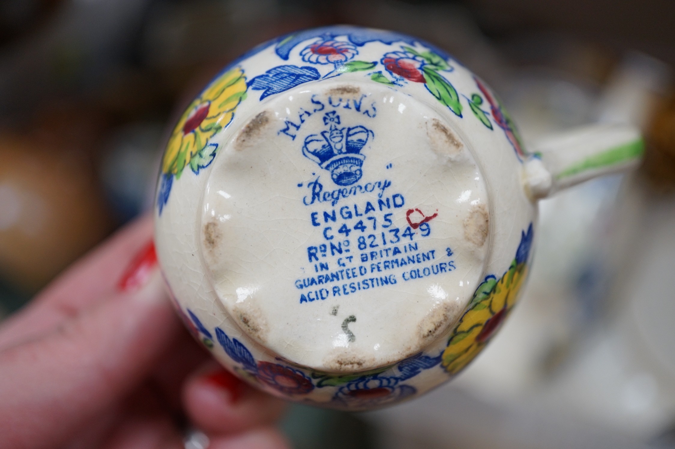 A selection of various ceramics, to include Mason’s ‘Regency’ pattern